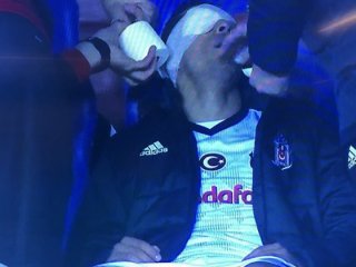Beşiktaşlıları yıkan kare! Devam edemedi...