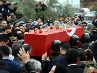 Afrin şehidinin cenazesinde dikkat çeken detay!