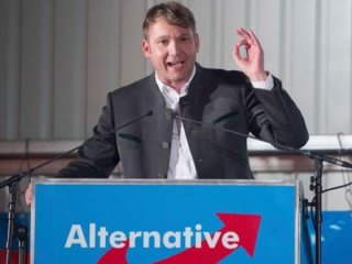 AfD’li ‘deve çobanı’ istifa ediyor