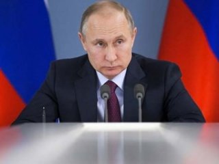 Putin flaş açıklamalar! Trump'ı övdü...