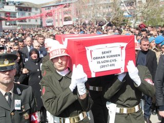Şehit cenazesinde yürek dağlayan sözler