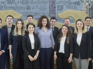 Türk nükleer öğrencileri Rus hocayı şaşırttı