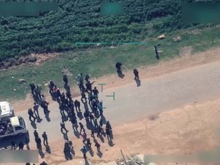 Afrin'de son 600 metre! Etekliler kaçıyor