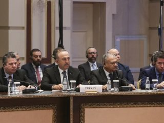Türkiye-Rusya-İran bir araya geldi! Canlı yayında gergin anlar