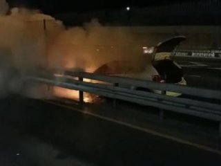 D-100'de araç yangını