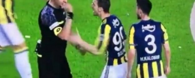 Fenerbahçe'de Soldado ucuz kurtuldu!