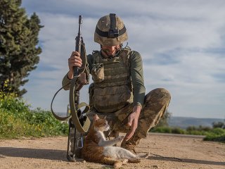 Komandolar Afrin'de destan yazıyor