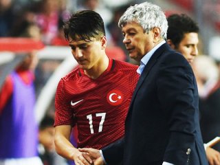 Cengiz Ünder'den kötü haber!