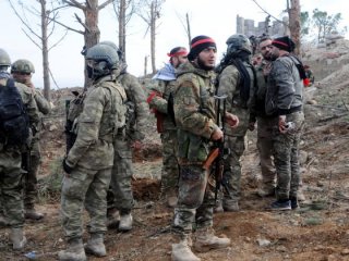 Türkiye'den flaş ÖSO hamlesi! Afrin'de en ön sayfaydılar