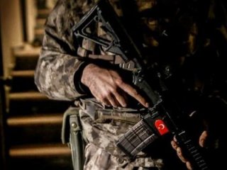 İstanbul'da 30 adrese operasyon! Gözaltılar var
