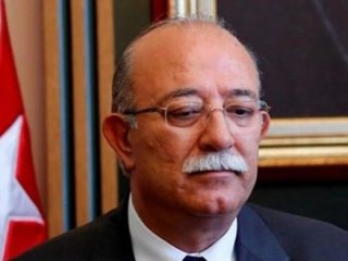 İstifasını Twitter'dan duyurdu!