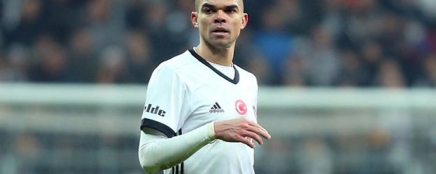 Pepe'den itiraf! 'Beni büyülüyor...'