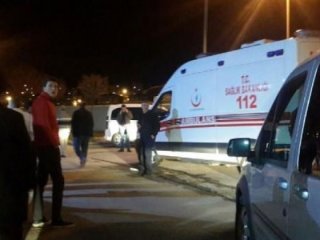 Minibüs otomobille çarpıştı: 7 ölü