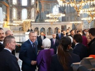 Cumhurbaşkanı Erdoğan'dan sert sözler