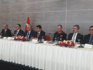 Vali Vasip Şahin'den muhtarlara uyarı