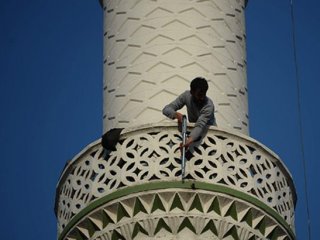 Bursa'da neler oluyor? Minareye çıkıp vatandaşlara ateş açtı