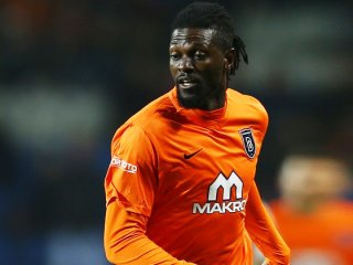 Emmanuel Adebayor rekor peşinde