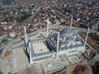 Çamlıca Cami 58 gün sonra ibadete açılıyor