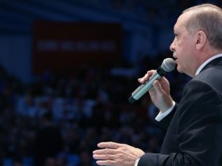 Erken seçim çağrısı sonrası Cumhurbaşkanı Erdoğan kurmaylarını topladı