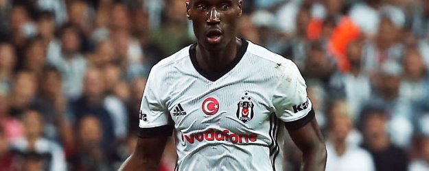 Atiba imzalıyor! 1+1 yıllık anlaşma...