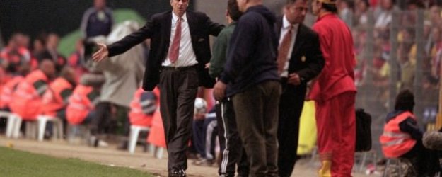 Ayrılık eşiğindeki Wenger'in G.Saray'ı dramı!