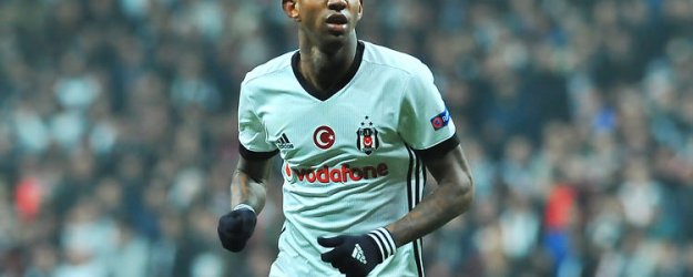 Talisca şaşırtıyor! Dikkat çeken olay...