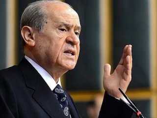 Bahçeli'den Abdullah Gül'e çağrı