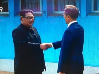 65 yıl sonra tarihi adım! Kim Jong-un Güney Kore’de