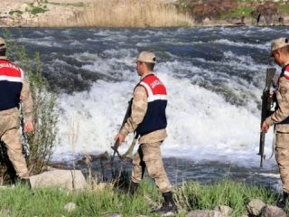 Jandarma gece gündüz nöbet tutuyor!