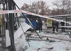 Başkent'te Belediye Otobüsü Yolcu Duraklarına Daldı