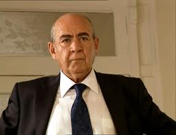 Ak Sakallı Dede kendini de yaktı diziyi de!