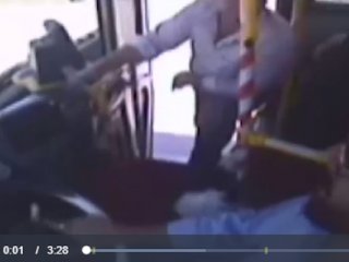 İzmit'te halk otobüsünde dehşet: Uyarıda bulundu canından oldu