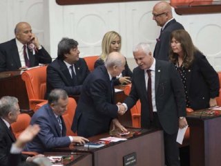 Koray Aydın'dan sürpriz hamle