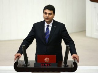 İYİ Parti'den seçilen vekil istifa etti