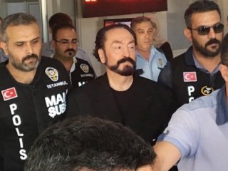 Adnan Oktar'ın FETÖ lehine çalıştığını açıkladı