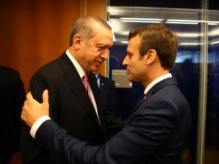 Erdoğan ve Macron'dan kritik görüşme