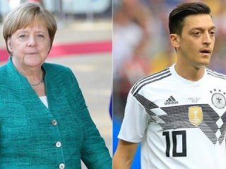 Merkel'den Mesut Özil açıklaması!