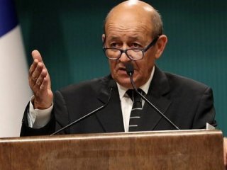 Jean-Yves Le Drian: Türklerle ve Ruslarla konuştuk