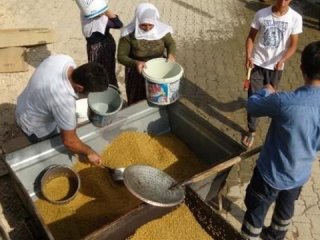 'Bulgur kaynatma’ geleneği sürüyor