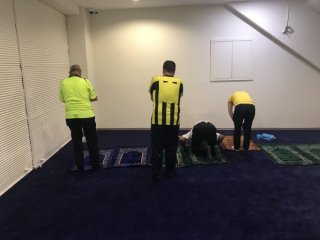 Ali Koç'un ilk icraatı! Taraftar namaz kılsın diye