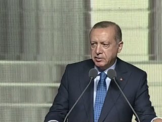 Cumhurbaşkanı Erdoğan'dan burs müjdesi