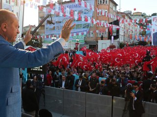 Cumhurbaşkanı Erdoğan'dan yerel seçim açıklaması