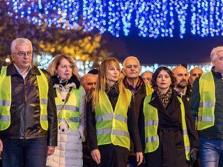 Karadağ'da 'sarı yelekli' protesto