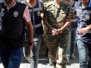 219 muvazzaf asker hakkında FETÖ'den gözaltı kararı