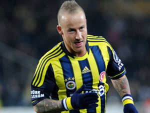 Fenerbahçeli Stoch trafik kazası geçirdi