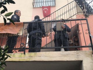 Adana'da vahşet: Karısını çekiçle öldürdü
