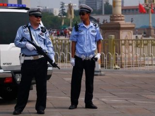 Başkent Pekin'de ilkokula korkunç saldırı!