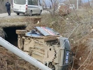 Çorum'da askeri araç devrildi