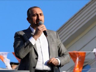 Gül: AK Parti birliğin, Erdoğan istikrarın teminatıdır