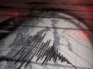 Antalya'da peş peşe depremler